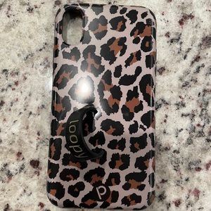 Loopy cell phone case